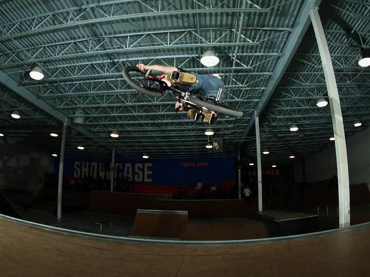 20070407_ShowcaseBMX_046.jpgw760h569