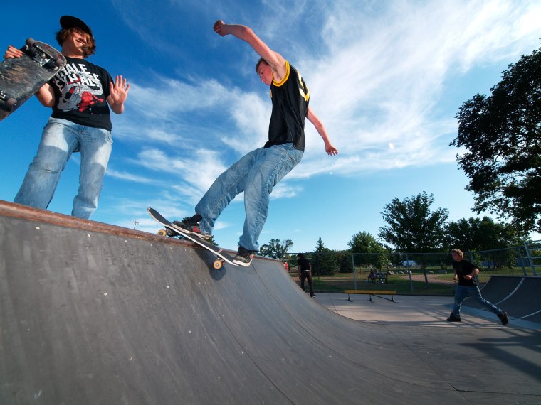 20080825_HutchinsonSkate_037.jpgw760h570