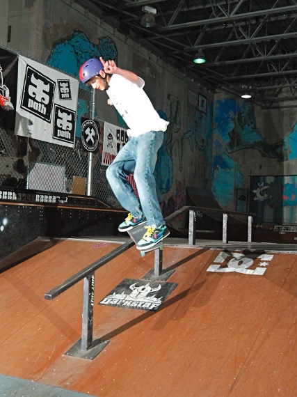 20080515_OllieCoSkate_185.jpgw427h570